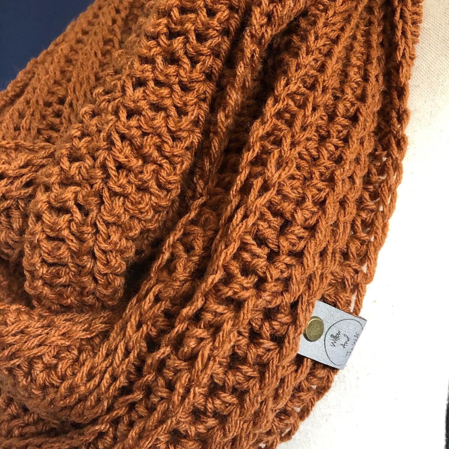 Chunky knit Scarf. The November Scarf. Umber Women’s Knit Infinity Scarf.