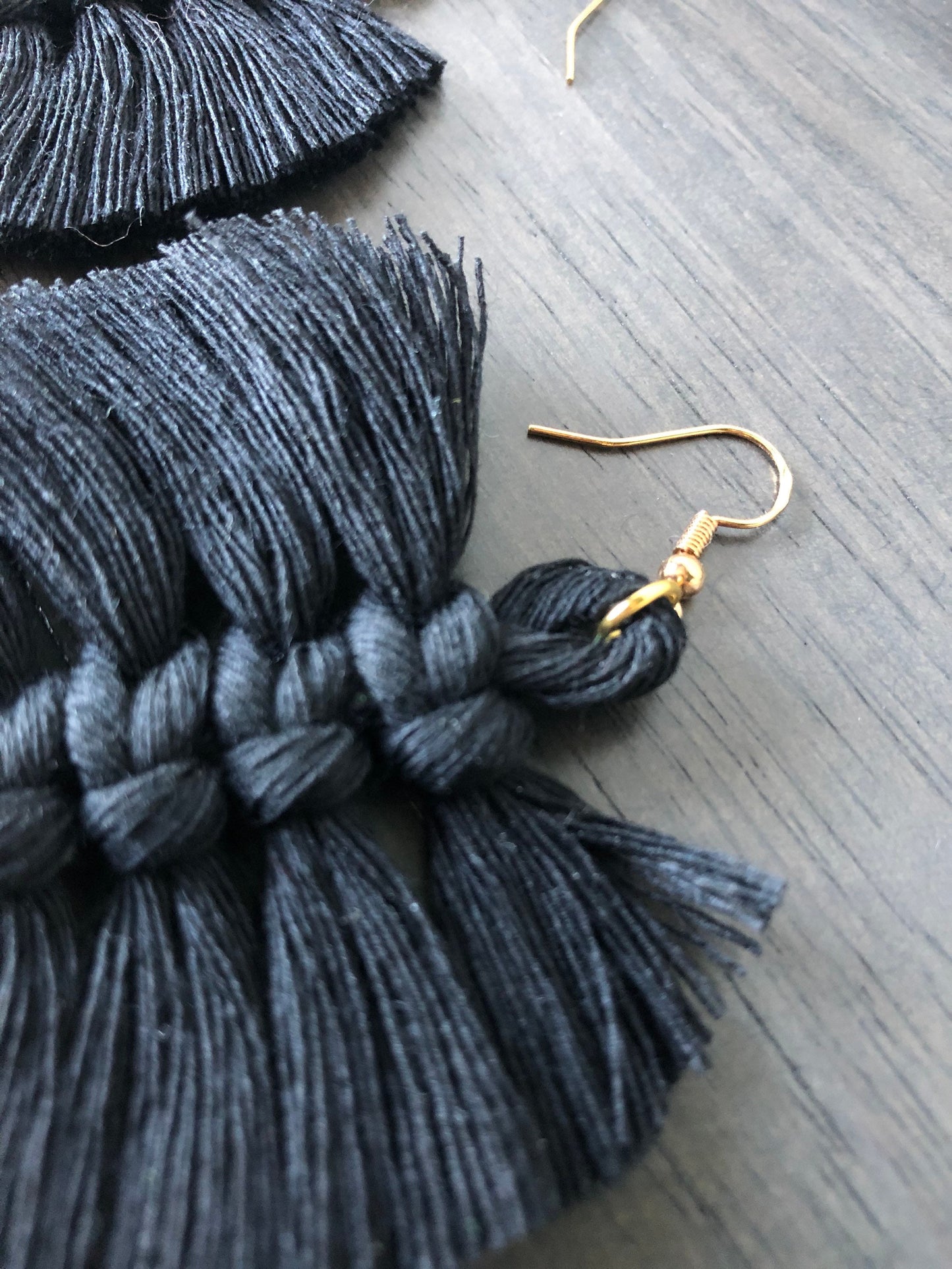 Black Macrame Feather Earrings. Black and gold earrings. Witchy Earrings. Halloween Earrings. Black Feathers.