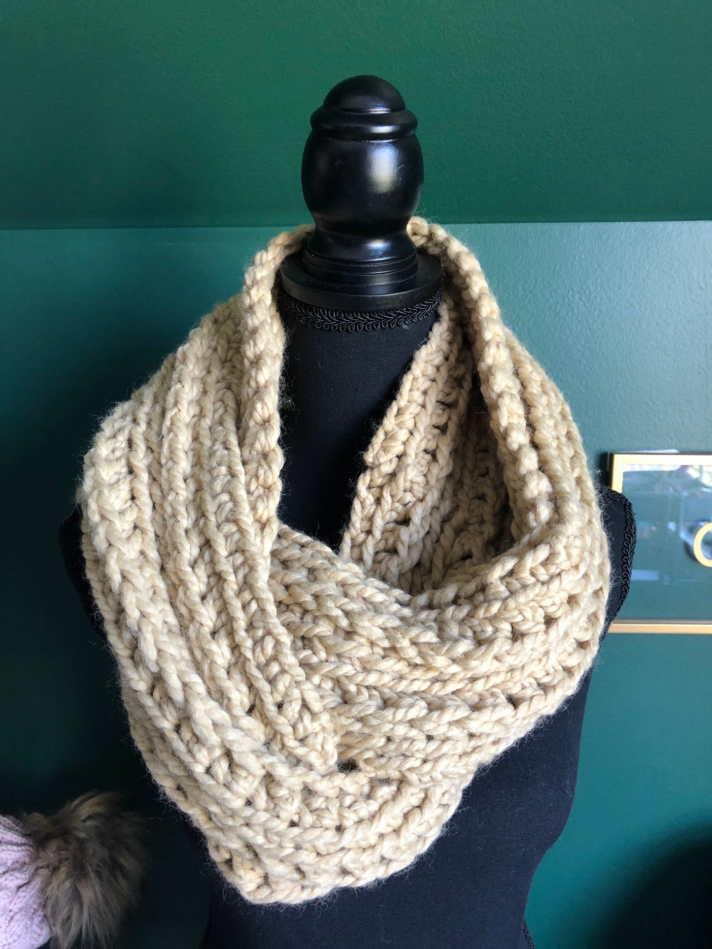 Knit Scarf. The Ridge Scarf. Oversized Chunky Cowl. Women’s Infinity Scarf. Multiple Colors Available.