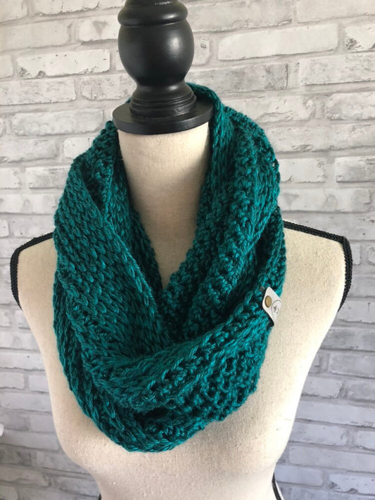 Knit Scarf. Women's Teal Ribbed Infinity Scarf. Oversized Women's infinity scarf. Turquoise Scarf. Aqua Infinity.