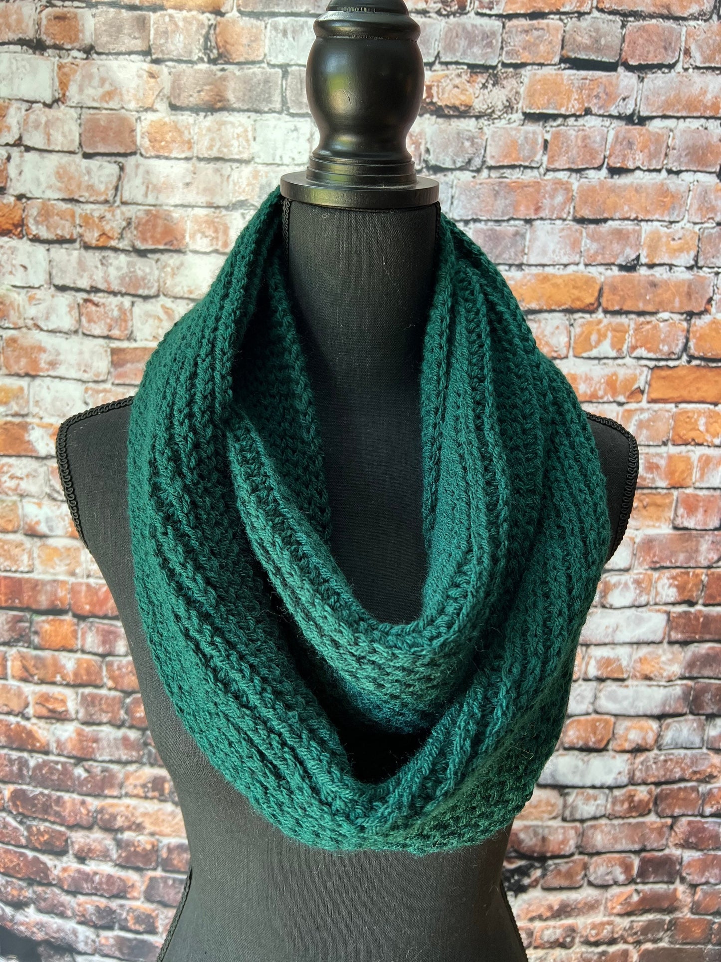 The Kathryn Scarf. Knit Scarf. Women’s Ribbed Infinity Scarf. Thick Women's Infinity Scarf. Multiple colors available.