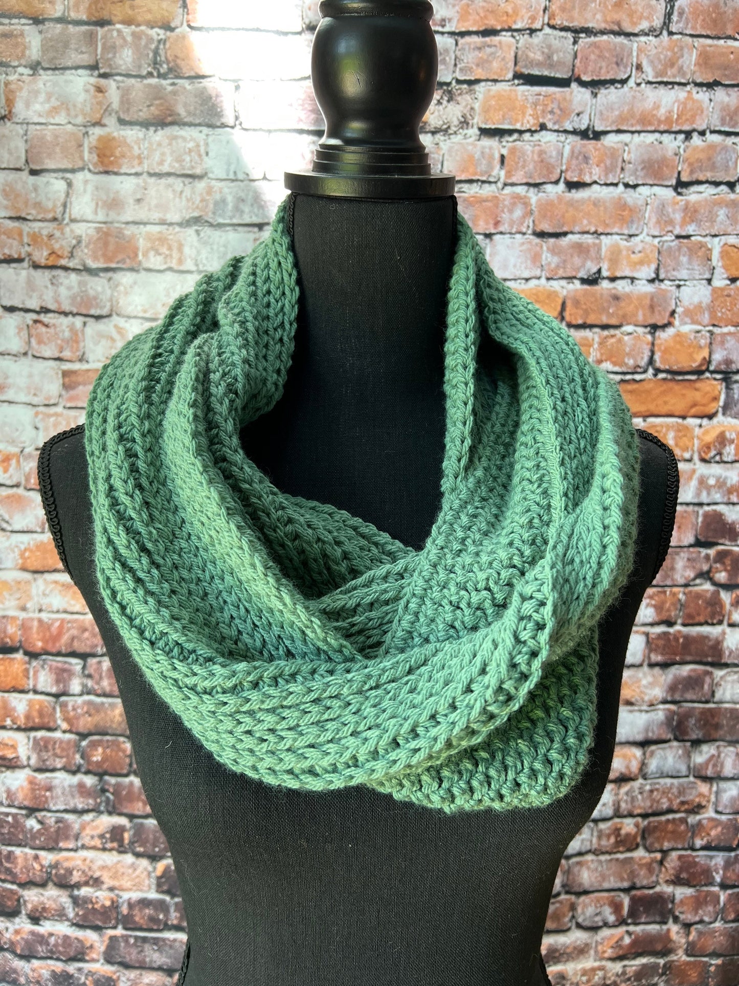 The Kathryn Scarf. Knit Scarf. Women’s Ribbed Infinity Scarf. Thick Women's Infinity Scarf. Multiple colors available.