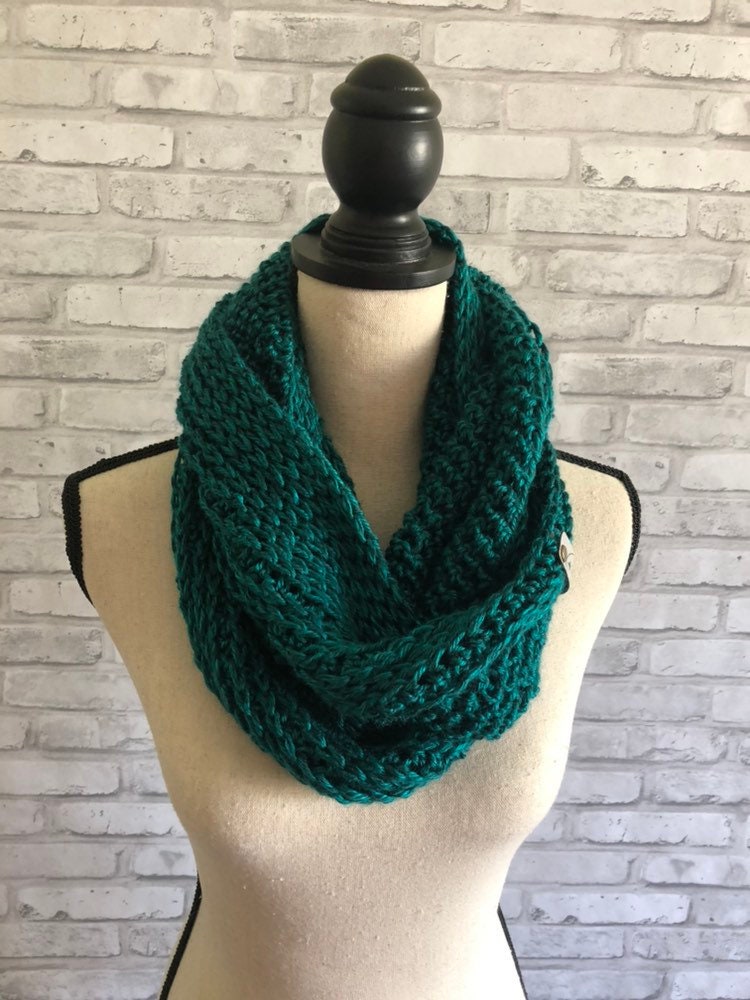 Knit Scarf. Women's Teal Ribbed Infinity Scarf. Oversized Women's infinity scarf. Turquoise Scarf. Aqua Infinity.