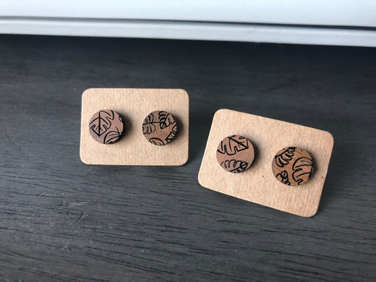 Monstra Leaf Engraved Wooden Stud Earrings. Plant Lover Gift. Tropical Earrings. Indie Aesthetic. Forest.