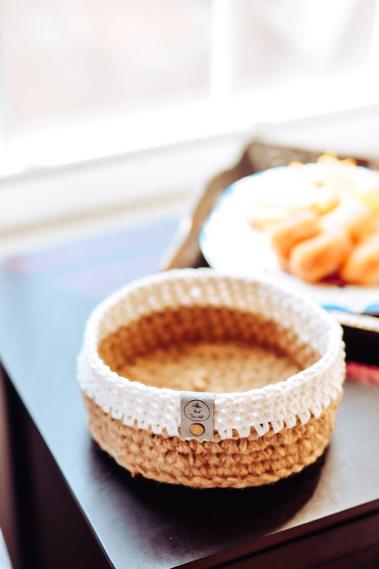 Jute and Cotton Basket. Cottage Core Basket. Indie Aesthetic. Round Trinket Baskets. Boho Home Decor. Housewarming Gift. Wedding Gift.