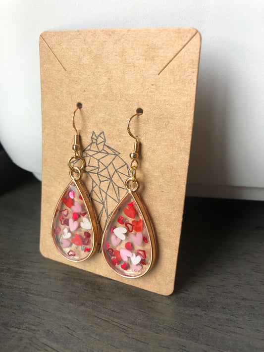 Valentines Day Earrings. Valentine Earrings. Heart Confetti Earrings. Gifts for her. Pink, Red, White Hearts. Resin and Gold Drop Earrings.