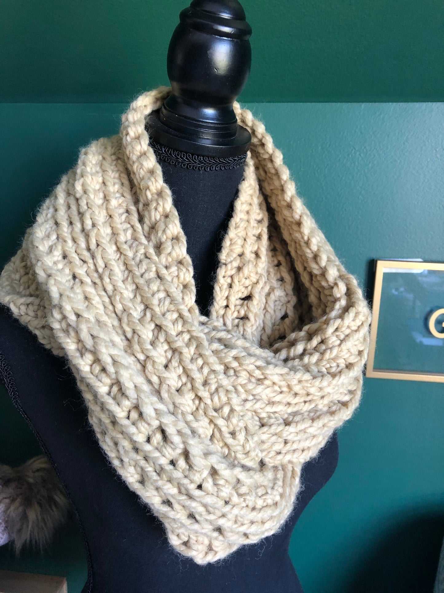 Knit Scarf. The Ridge Scarf. Oversized Chunky Cowl. Women’s Infinity Scarf. Multiple Colors Available.