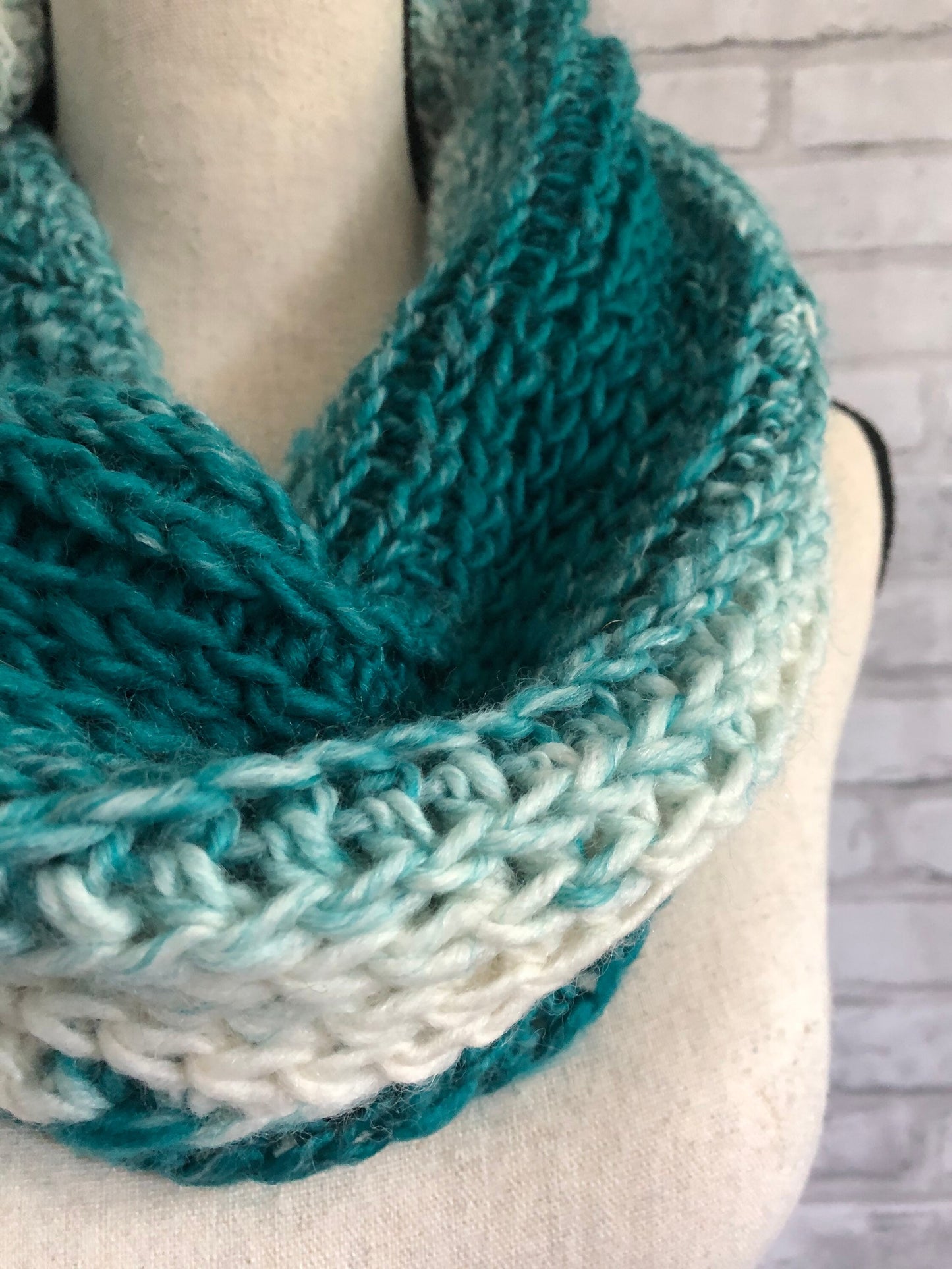 Knit Scarf. Teal Knit Scarf. Women’s Turquoise and Cream Infinity Scarf. Crochet Infinity Scarf.
